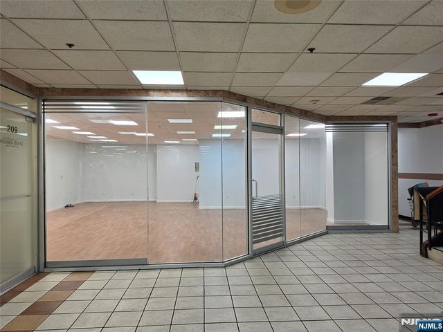 225 Broad Avenue 210, Palisades Park, NJ 07650