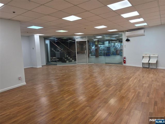 225 Broad Avenue 210, Palisades Park, NJ 07650