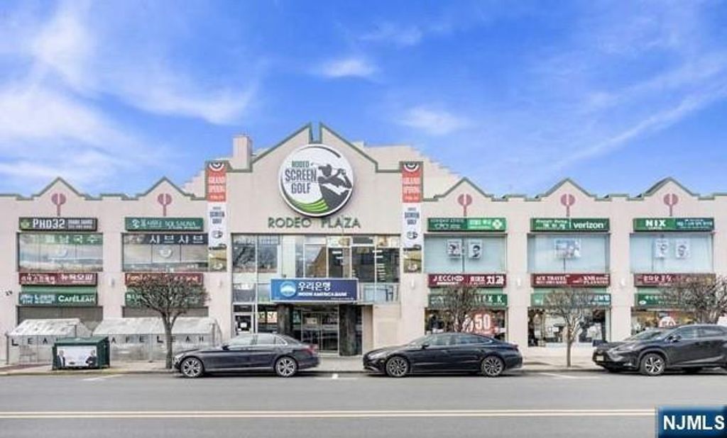 225 Broad Avenue 210, Palisades Park, NJ 07650