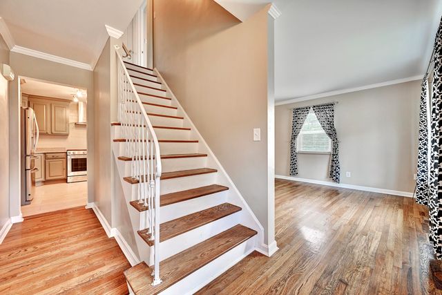 256 Clover Ridge Avenue, Fort Thomas, KY 41075