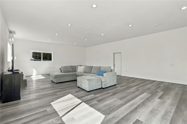 11216 Jurupa Road, Jurupa Valley, CA 91752