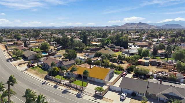 11216 Jurupa Road, Jurupa Valley, CA 91752