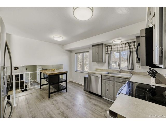 7072 Taft Ct, Arvada, CO 80004