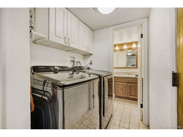 7072 Taft Ct, Arvada, CO 80004