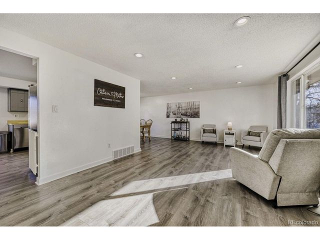 7072 Taft Ct, Arvada, CO 80004