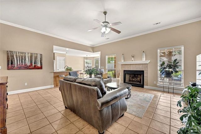 2046 Pine Woods Road, Springdale, AR 72762