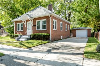 1142 Bishop Avenue, Benton Harbor, MI 49022