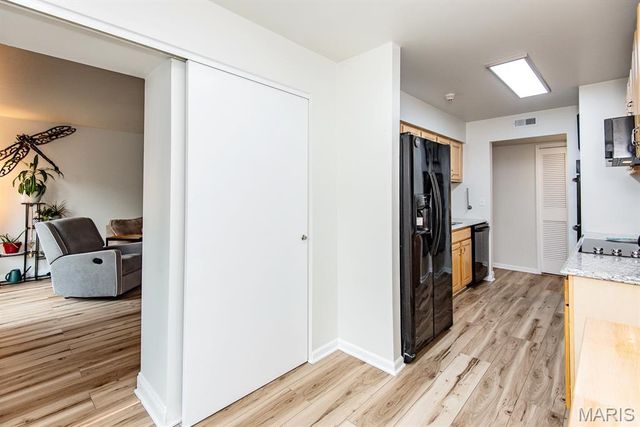 550 Coeur De Royale Drive 301, Creve Coeur, MO 63141