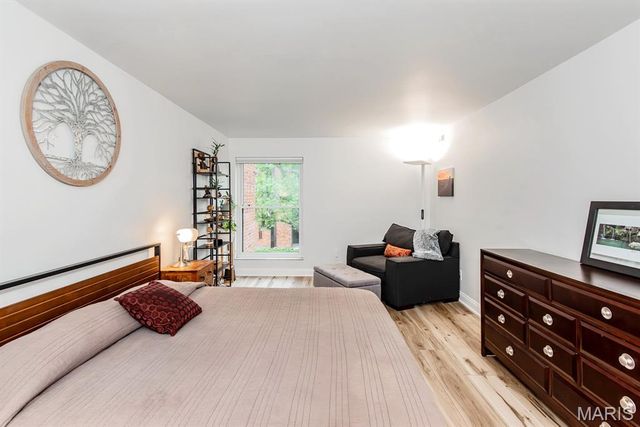 550 Coeur De Royale Drive 301, Creve Coeur, MO 63141
