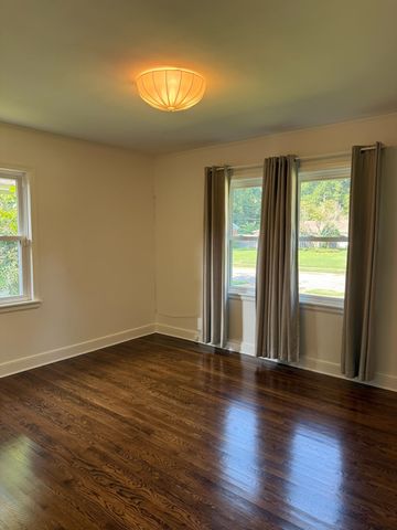 1086 PERKINS TER, Memphis, TN 38117