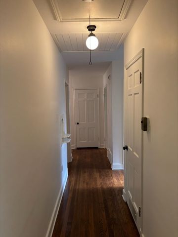 1086 PERKINS TER, Memphis, TN 38117