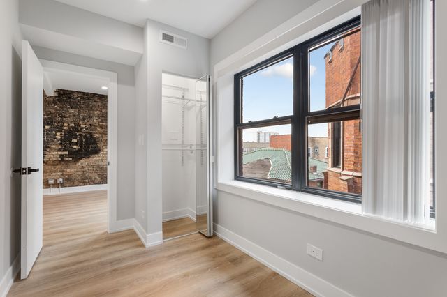 1554 W Juneway Terrace 1R, Chicago, IL 60626