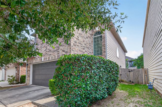 17031 Amarose Drive, Houston, TX 77090