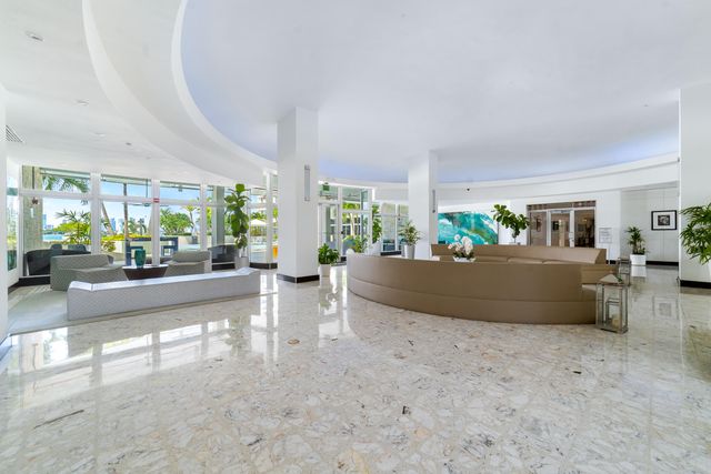 1200 West Avenue 316, Miami Beach, FL 33139