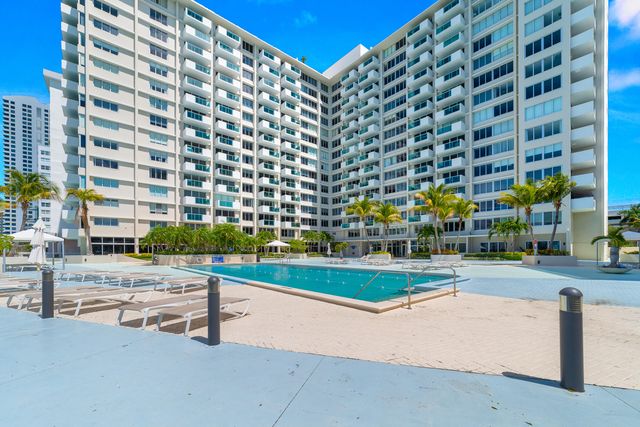 1200 West Avenue 316, Miami Beach, FL 33139