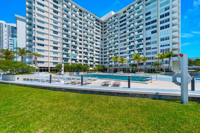 1200 West Avenue 316, Miami Beach, FL 33139