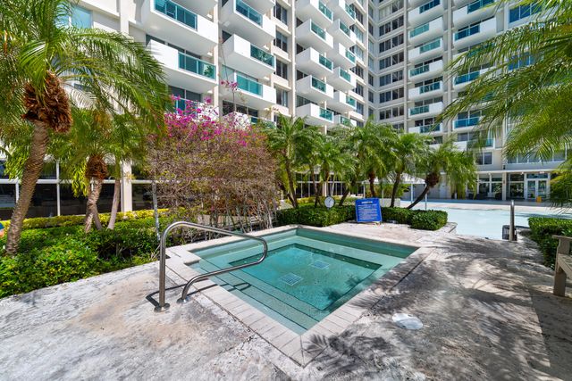1200 West Avenue 316, Miami Beach, FL 33139