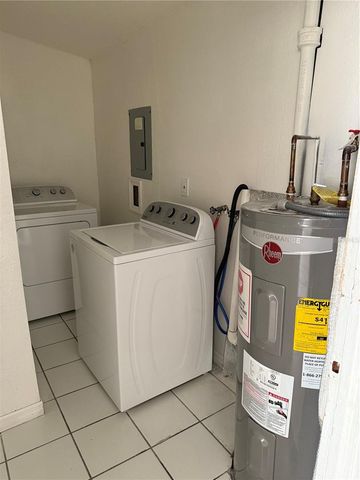 4737 56TH AVENUE N, St Petersburg, FL 33714