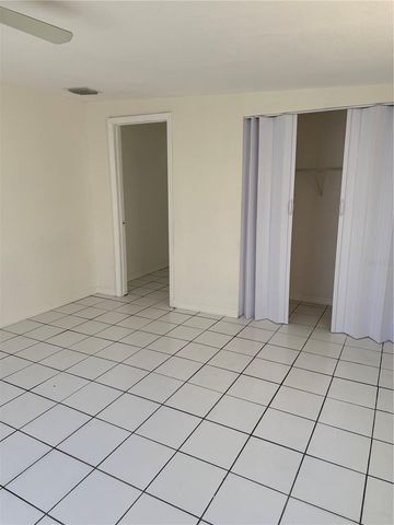 4737 56TH AVENUE N, St Petersburg, FL 33714