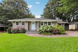 975 Shirley SE Street, Smyrna, GA 30082