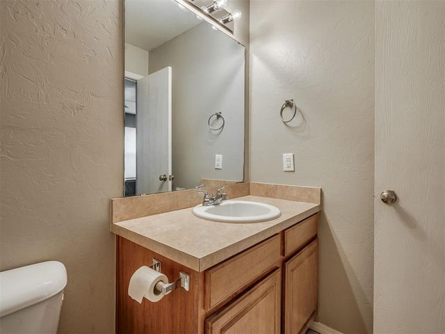 9728 SW 27th Street, Oklahoma City, OK 73128
