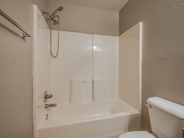 9728 SW 27th Street, Oklahoma City, OK 73128