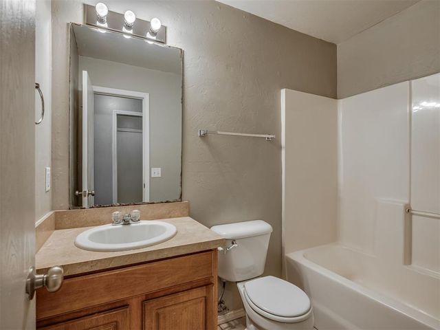 9728 SW 27th Street, Oklahoma City, OK 73128