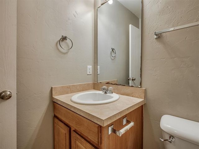 9728 SW 27th Street, Oklahoma City, OK 73128