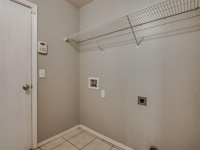 9728 SW 27th Street, Oklahoma City, OK 73128