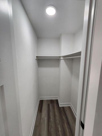 N9523 Sunset DRIVE, East Troy, WI 53120