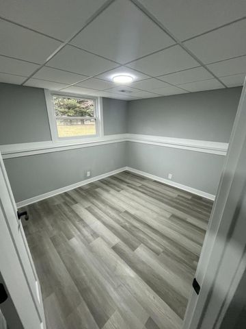 N9523 Sunset DRIVE, East Troy, WI 53120