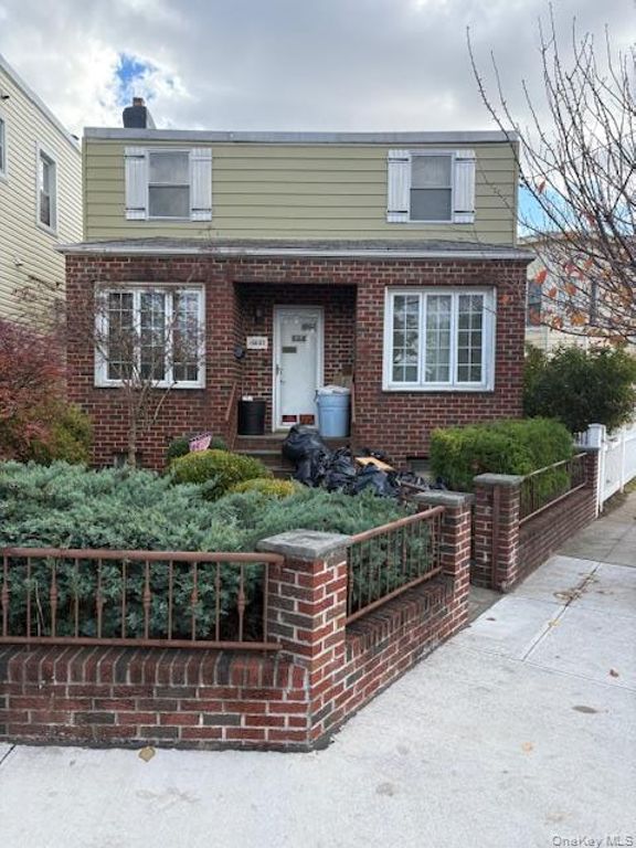 6602 Hull Avenue, Maspeth, NY 11378