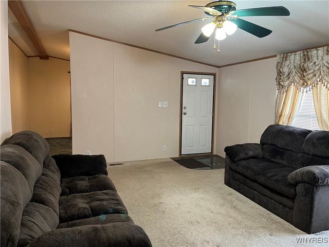 1164 Timberwood Drive, Lockport Town, NY 14094