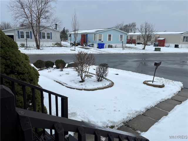 1164 Timberwood Drive, Lockport Town, NY 14094