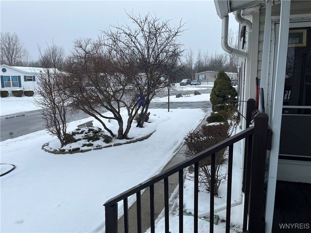 1164 Timberwood Drive, Lockport Town, NY 14094