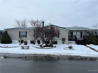 1164 Timberwood Drive, Lockport Town, NY 14094