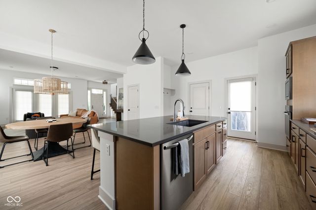 934 Madelyn Drive, Carmel, IN 46032