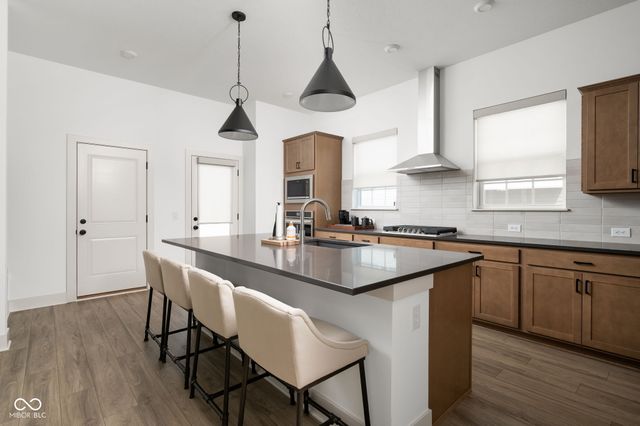 934 Madelyn Drive, Carmel, IN 46032