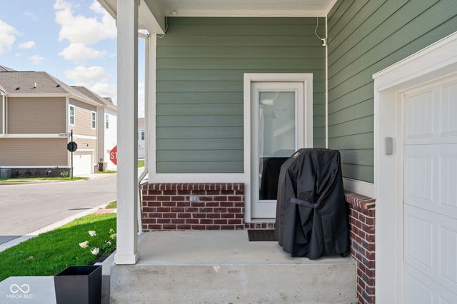 934 Madelyn Drive, Carmel, IN 46032