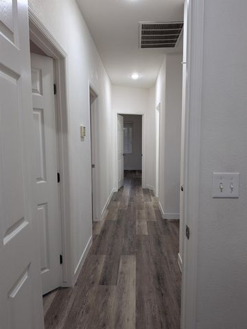 2485 S Manila Avenue, Fresno, CA 93727