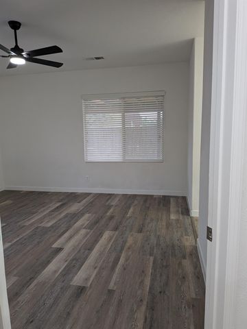 2485 S Manila Avenue, Fresno, CA 93727