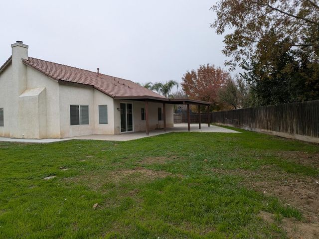 2485 S Manila Avenue, Fresno, CA 93727