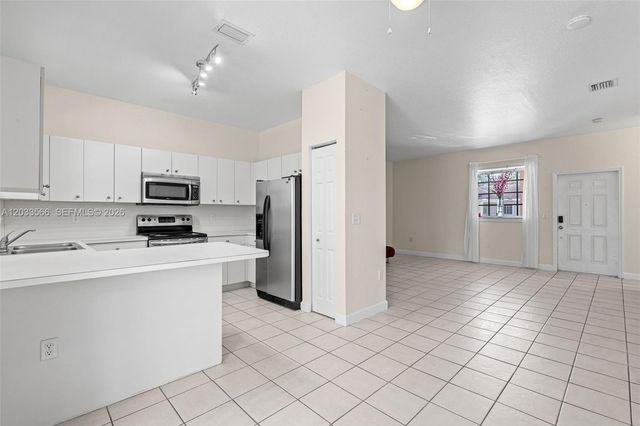 2741 NE 4th Street 202, Homestead, FL 33033