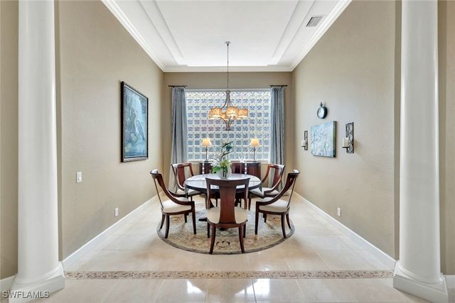 1282 Via Portofino, Naples, FL 34108