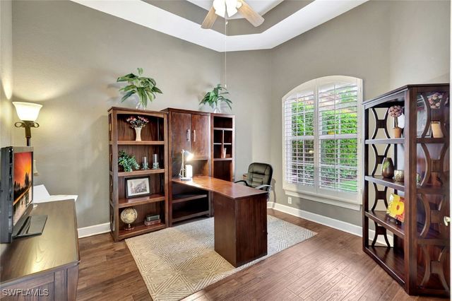 1282 Via Portofino, Naples, FL 34108