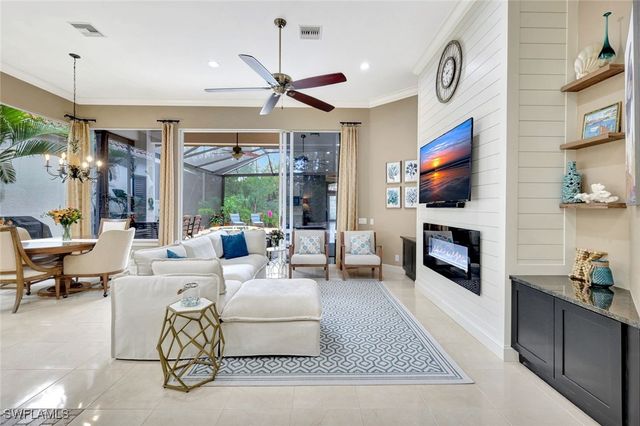 1282 Via Portofino, Naples, FL 34108