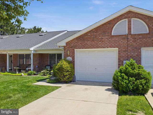 1604 LANGLEY DR, Hagerstown, MD 21740