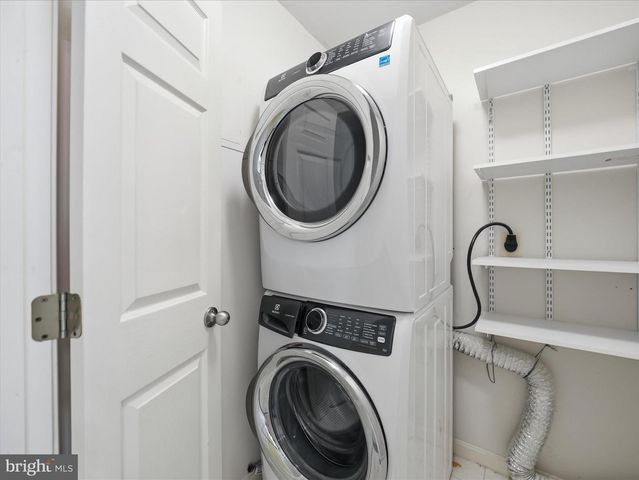 1604 LANGLEY DR, Hagerstown, MD 21740