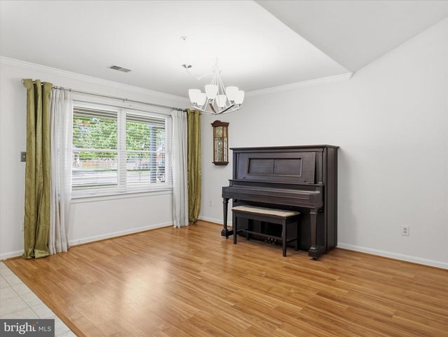 1604 LANGLEY DR, Hagerstown, MD 21740