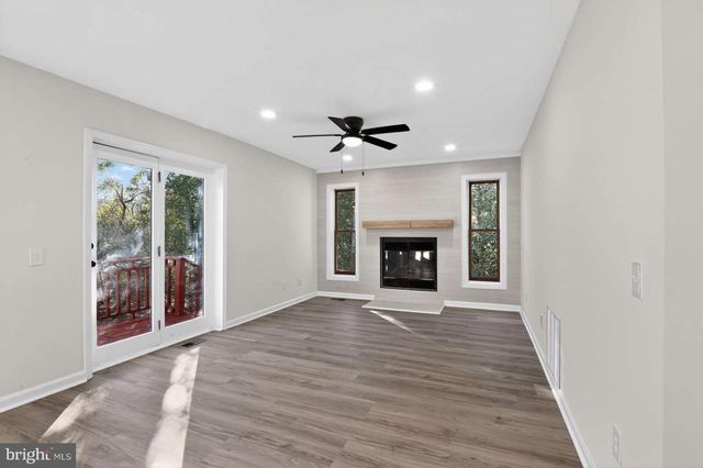 271 ACADEMY RD, Woodbine, NJ 08270